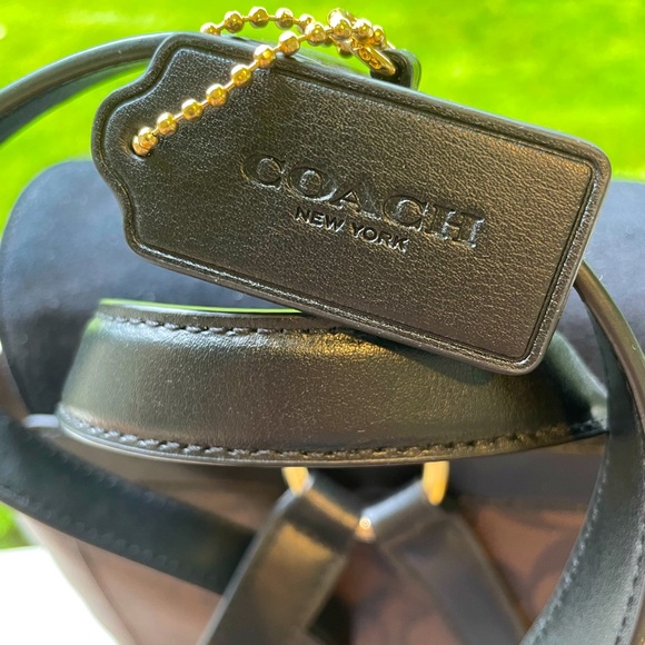 NWT!🤎🖤COACH KLEO SUEDE, SIGNATURE CANVAS BACKPACK & COACH ZIP CARD CASE! - Picture 5 of 10